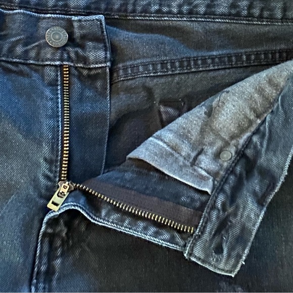 Men’s Levi’s 514 Straight Fit Black Distressed Jeans Size 33 x 32 - Picture 9 of 12